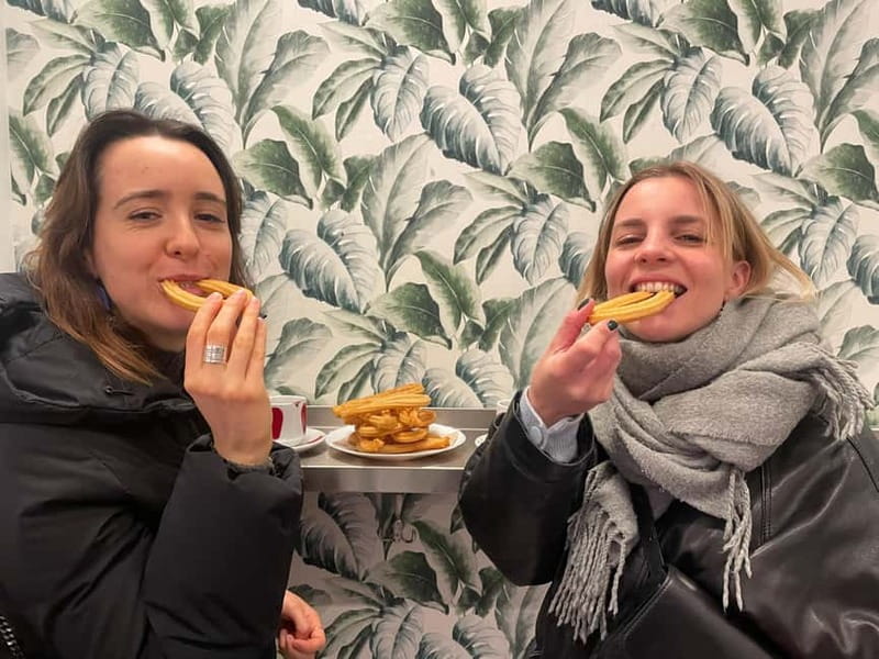 No Diet Club - Unique local Food Tour in Madrid ! - Lydia and Camille make the group feel at ease