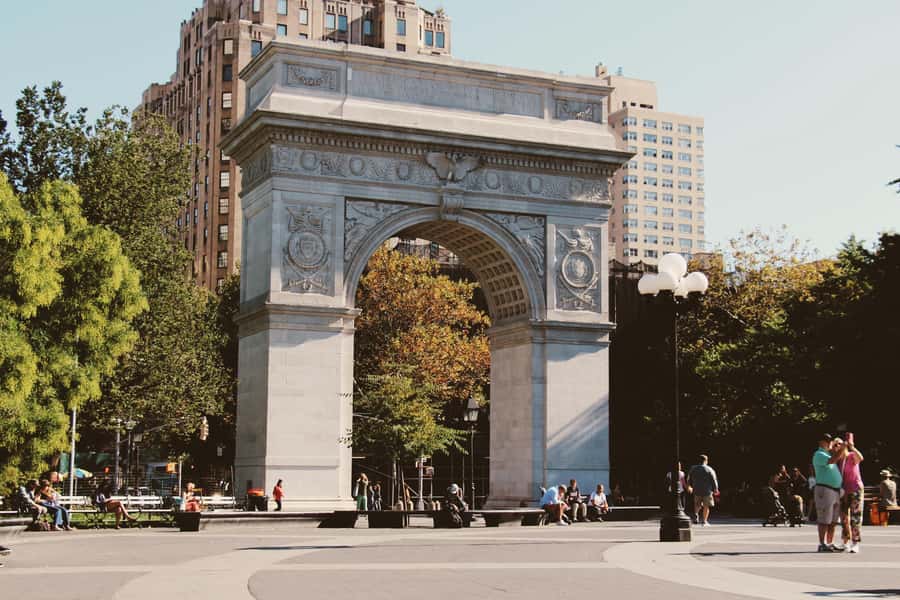 NYC: Greenwich Village Food Tour - Guides set the tone