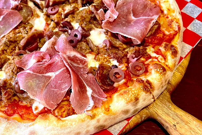 NYC: Greenwich Village Food Tour with 6 Locals Favorites Dishes - Six tastings that add up to lunch