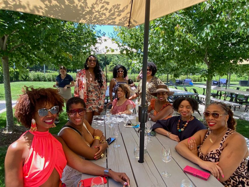 NYC: Long Island Sommelier-Guided Wine Tasting Tour - A 30-minute farm market stop