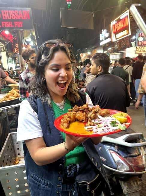 Old Delhi Food Tour: A Night Time Feast - Sis Ganj Gurudwara and the first food discoveries