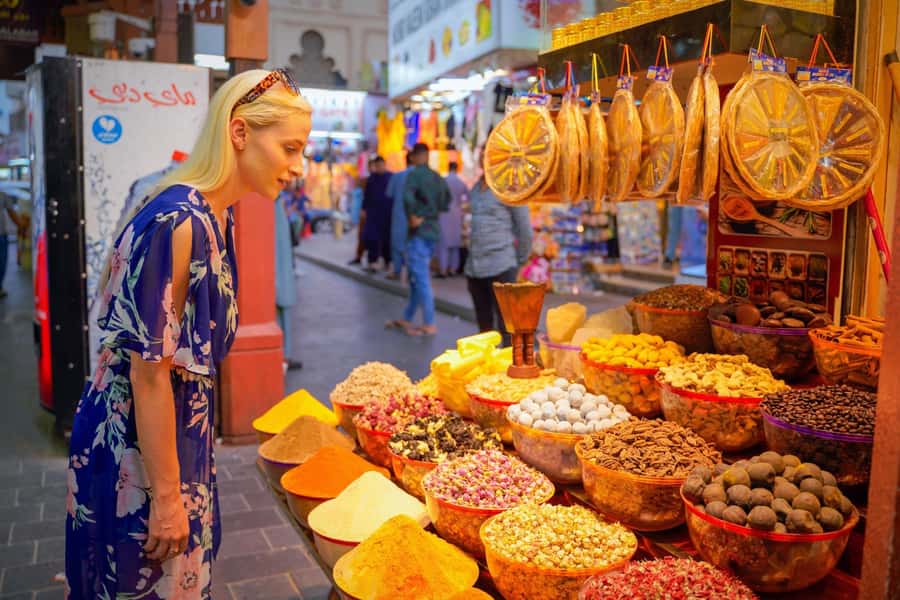 Old Dubai Guided Tour With Photographer: Souks & Street Food - Crossing Dubai Creek by abra