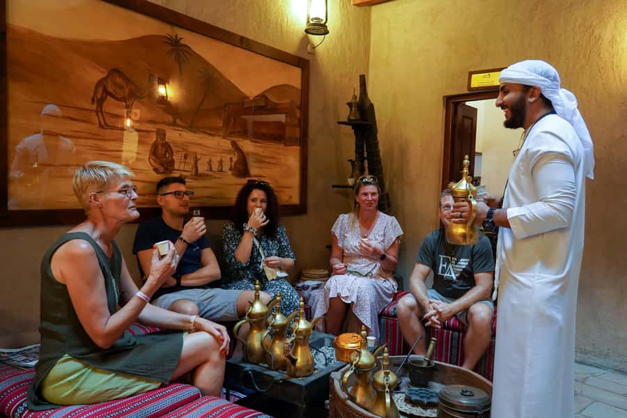 Old Dubai: Premium Guided Tour with Street Food & Abra Ride - Meeting at Al Khayma Heritage Restaurant