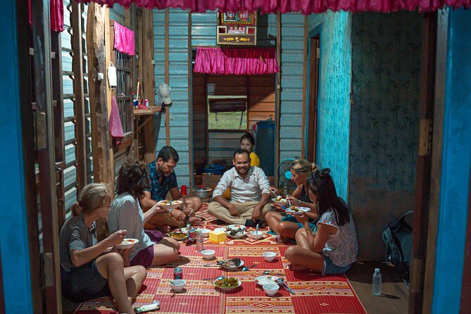 Old Siem Reap Sunset Food Tour by Tuk-tuk - Yi Nget and the case for simple beef skewers