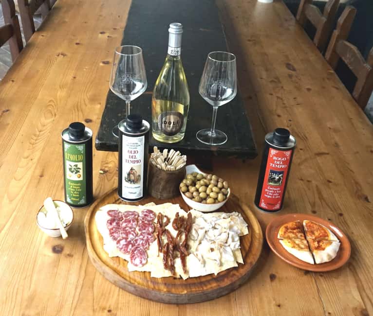 Olive Oil Museum: Extravirgin school - Food & wine tasting - The 20-minute lesson that changes how you taste oil