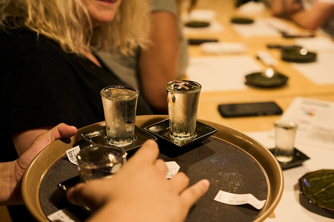 Osaka: Guided Food Tour with 12 Dishes at 4 Local Eateries - What the food progression may feel like
