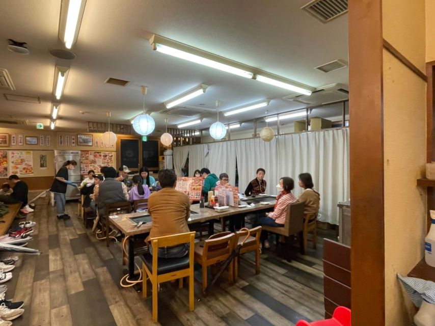 Osaka: Local Foodie Tour in Dotonbori and Shinsekai - Takoyaki and a full finish