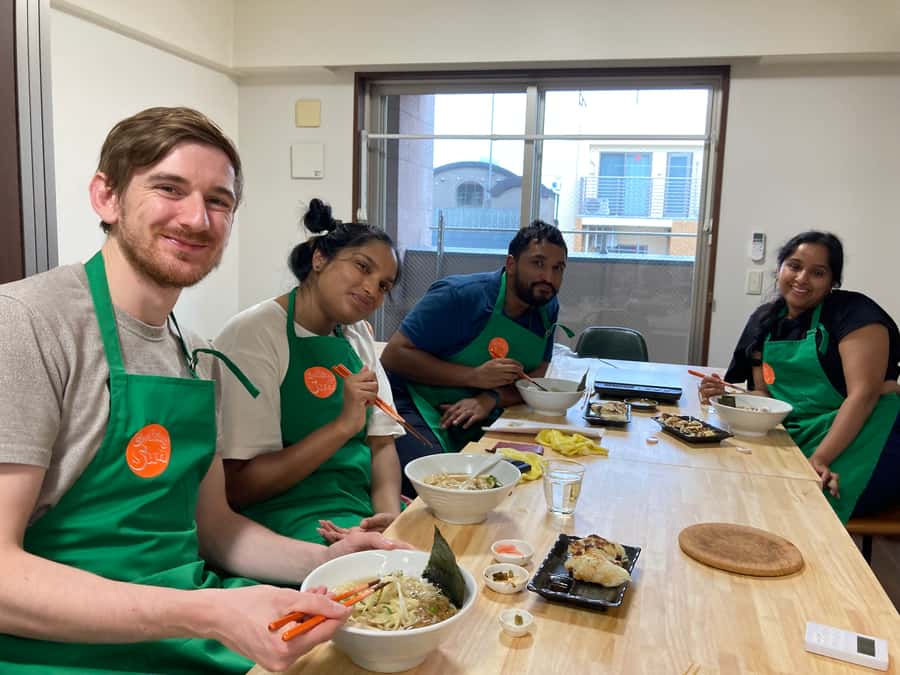 Osaka: Ramen and Gyoza Cooking Class in Dotonbori - Timing, pace, and the awkward building entrance