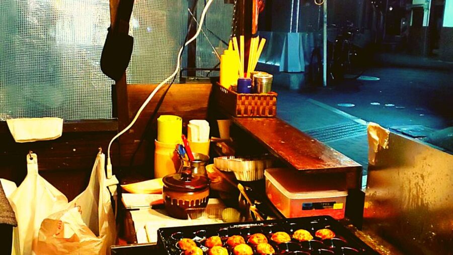 Osaka: Shinsekai Food Tour with 13-15 Dishes at 5 Eateries - Specialty gyoza brings a crisp change of pace