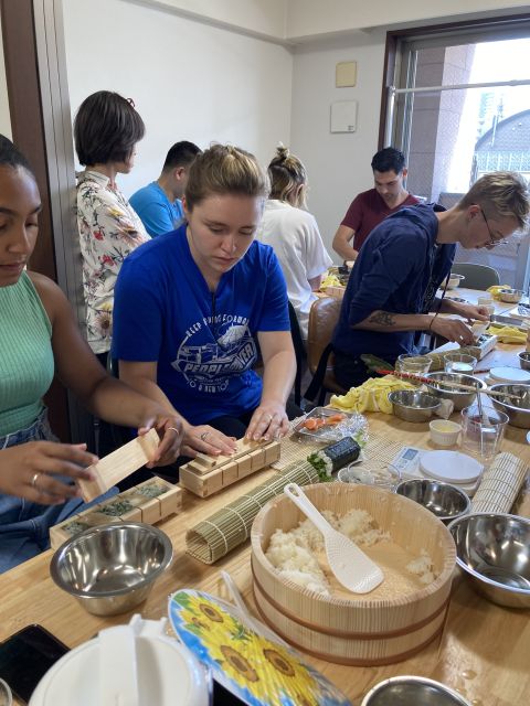 Osaka: Sushi Class in Dotonbori - A three-hour class with a proper meal at the end