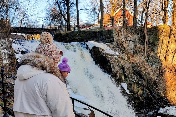 Oslo: Grünerløkka Food & Culture Walking Tour - Arrival, timing and practical value