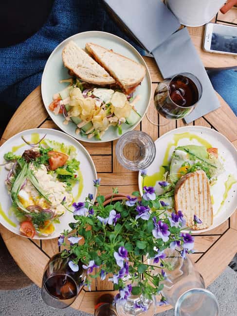 Oslo: Tour with a Michelin star chef - A short culinary class and the gløgg recipe