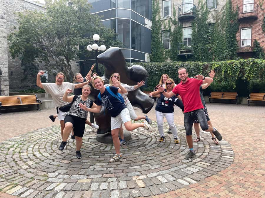 Ottawa: Taste of the ByWard Market Food Tour - Two sweet stops, including a Beavertail