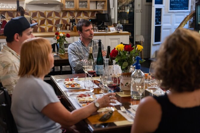Palace District Evening Culinary, Wine, and History Walk - Why the Palace District makes a good dinner setting