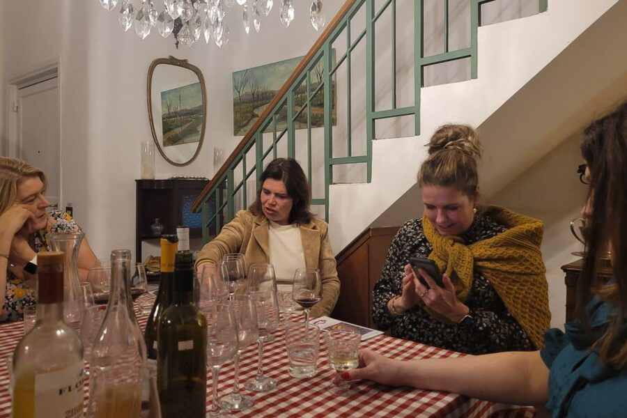 Palermo: 2-Hour Sicilian Cheese and Wine Tasting Tour - Six cheeses from fresh to aged