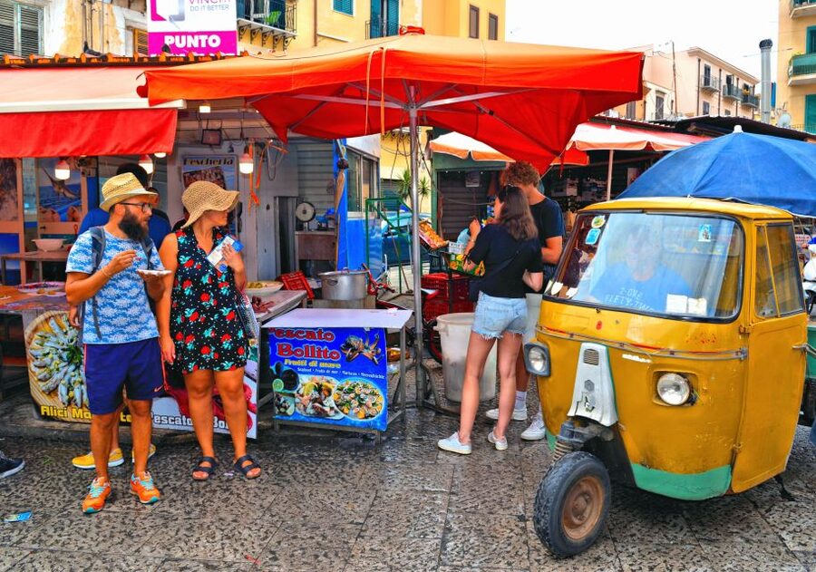 Palermo Sicilian Street Food Tour: Small Group with a Local - Cannoli, bakery specialties, and the sweet finish