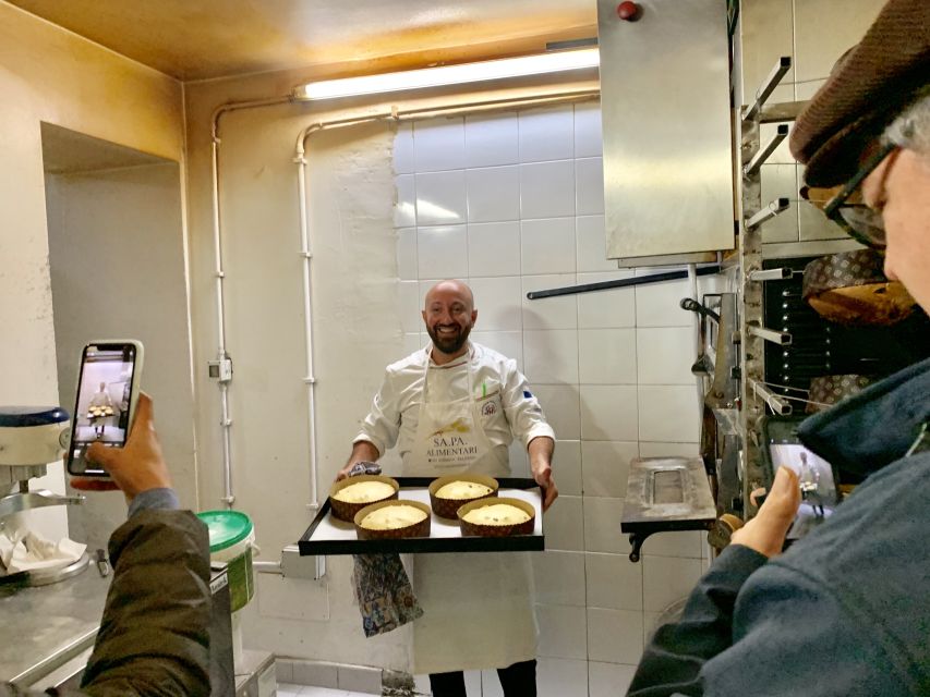 Palermo: Street Food and Local Market Tasting Tour - Capo Market brings the food and the street together