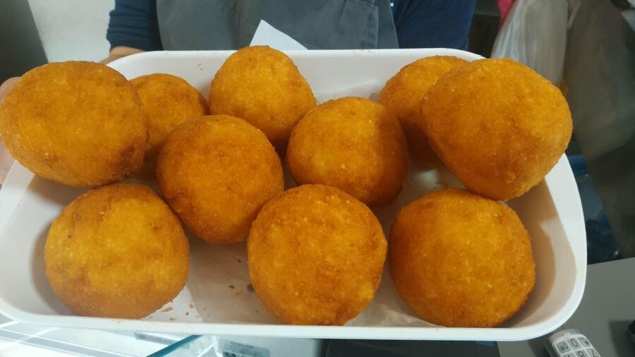 Palermo: Street Food Walking Tour with Local Guide & Tasting - What you actually taste in Palermo