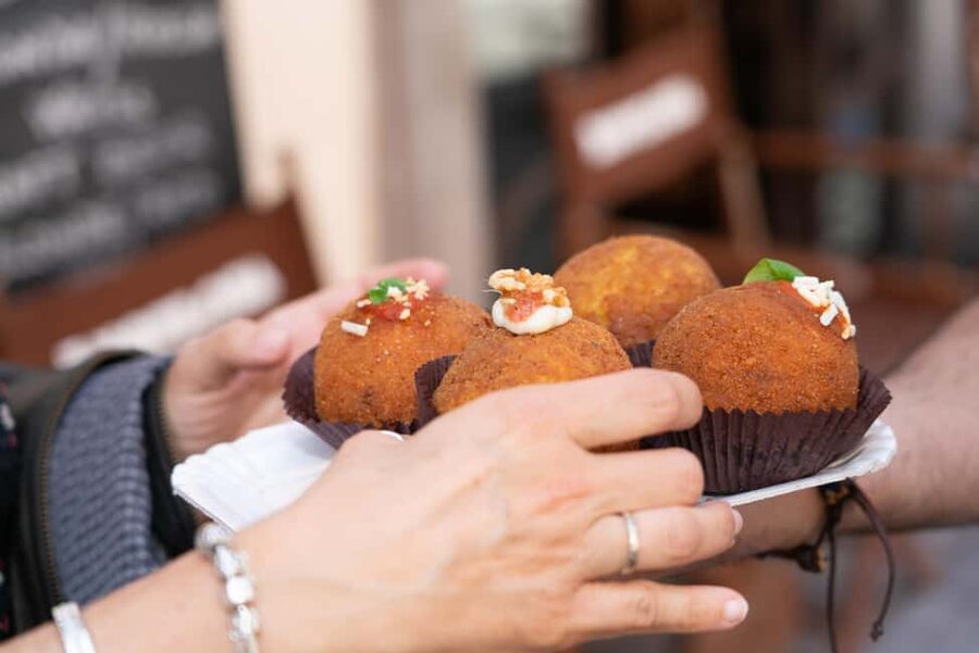 Palermo: Traditional Full Meal Food Tour with a Local - Key points to know before booking