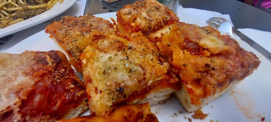 Palermo: Traditional Full Meal Food Tour with a Local - The guide makes the difference