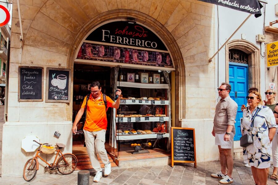 Palma de Mallorca: Foodie Walking Tour of the Old Town - Starting at Parc de la Mar