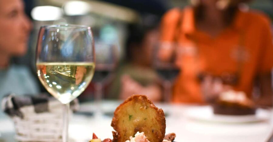 Palma de Mallorca: Foodie Walking Tour of the Old Town - Mercat de l’Olivar and Palma’s everyday food scene