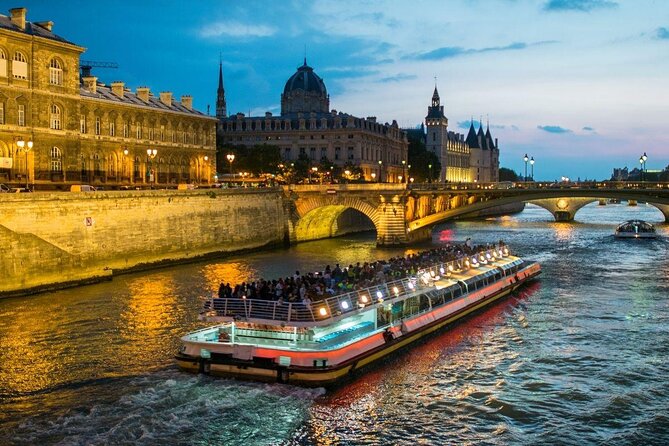 Paris 3-Courses Gourmet Dinner Seine River Cruise with Champagne - Key points to know before you book