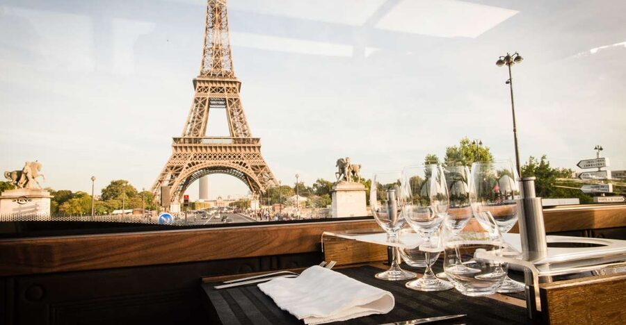 Paris: Bustronome Gourmet Dinner Tour - A seasonal menu with proper restaurant ambitions