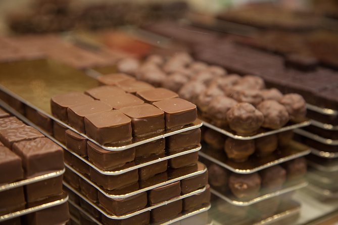 Paris French Sweets Tasting Tour with Pastries and Chocolates - Is the $168.95 price fair?