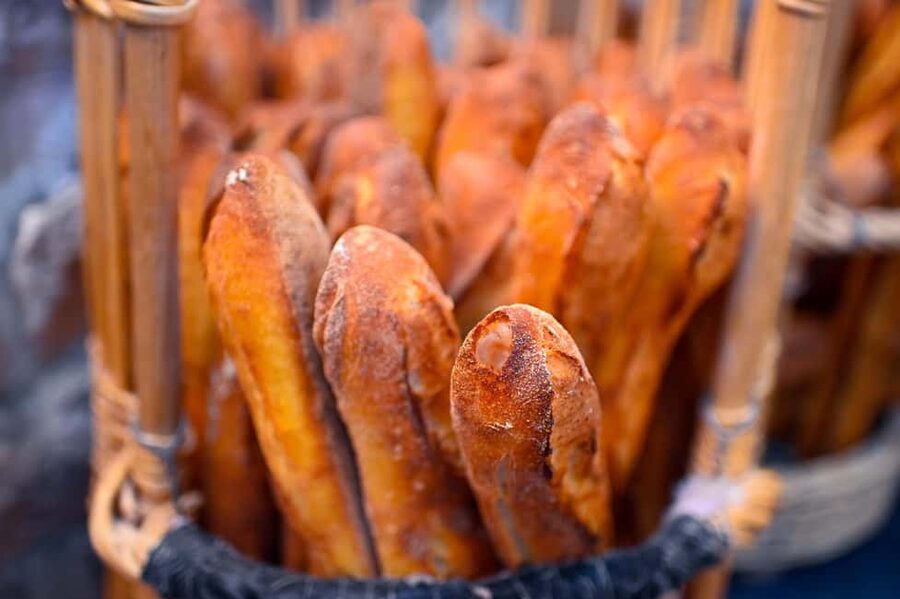 Paris: Le Marais District Food Tour with 10+ Tastings & Wine - Macarons, chocolate, dessert, and the secret dish