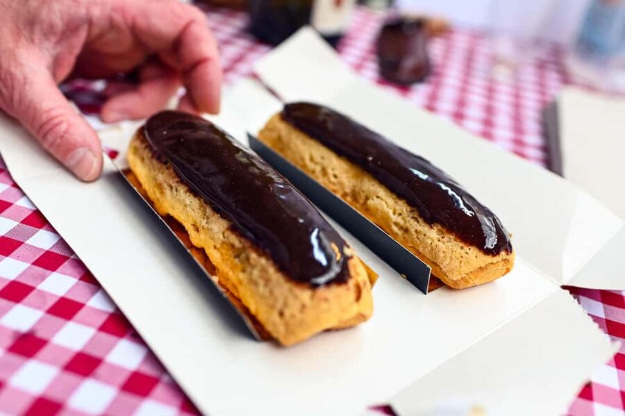 Paris: Le Marais District Food Tour with 10+ Tastings & Wine - Timing, walking, and who should book