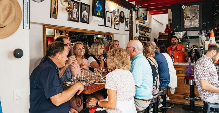 Paris: Montmartre Food and Wine Guided Tour - Starting with bread, pastry, and French standards