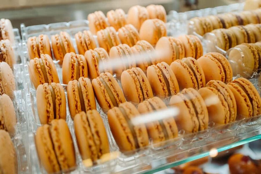 Paris: Pastries and Chocolate Walking Food Tour - Meeting near Rue du Faubourg Montmartre