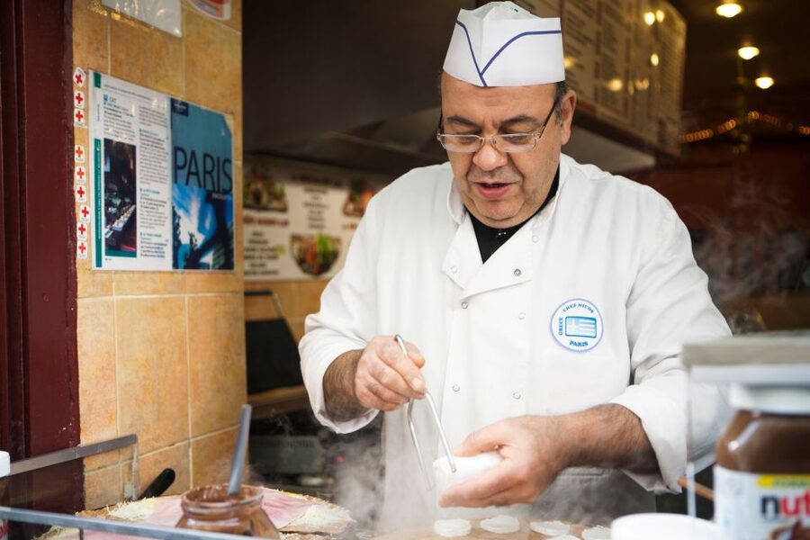 Paris: Private Food and Wine Tour in Le Marais - What the private format changes