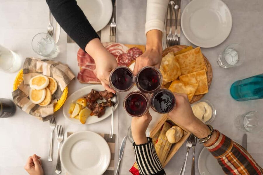 Parma: A Full Meal Walking Food Tour with a Local - What the guides add to the meal