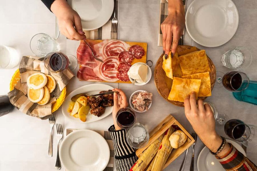 Parma: A Full Meal Walking Food Tour with a Local - Who should book this Parma food walk?