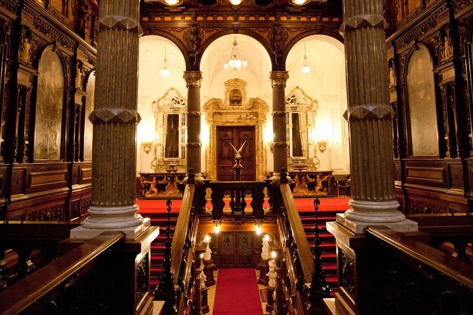 Peles & Cantacuzino Castles: Gourmet Wine & Cultural Day trip - Peles Castle and the Romanian royal story