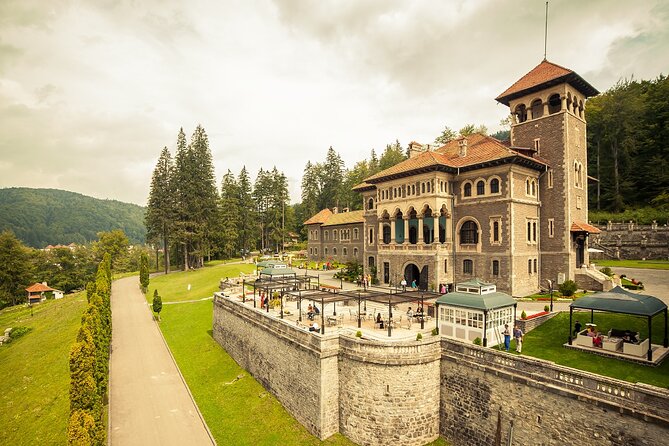 Peles & Cantacuzino Castles: Gourmet Wine & Cultural Day trip - Who should book this castle day