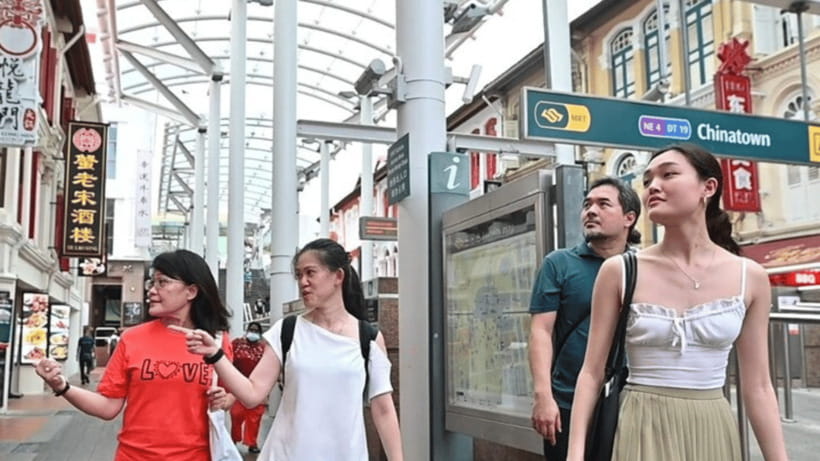 Personalised 3in1 Food Tour: 3 Cultural Trails of Singapore - Who should book this three-district food tour?