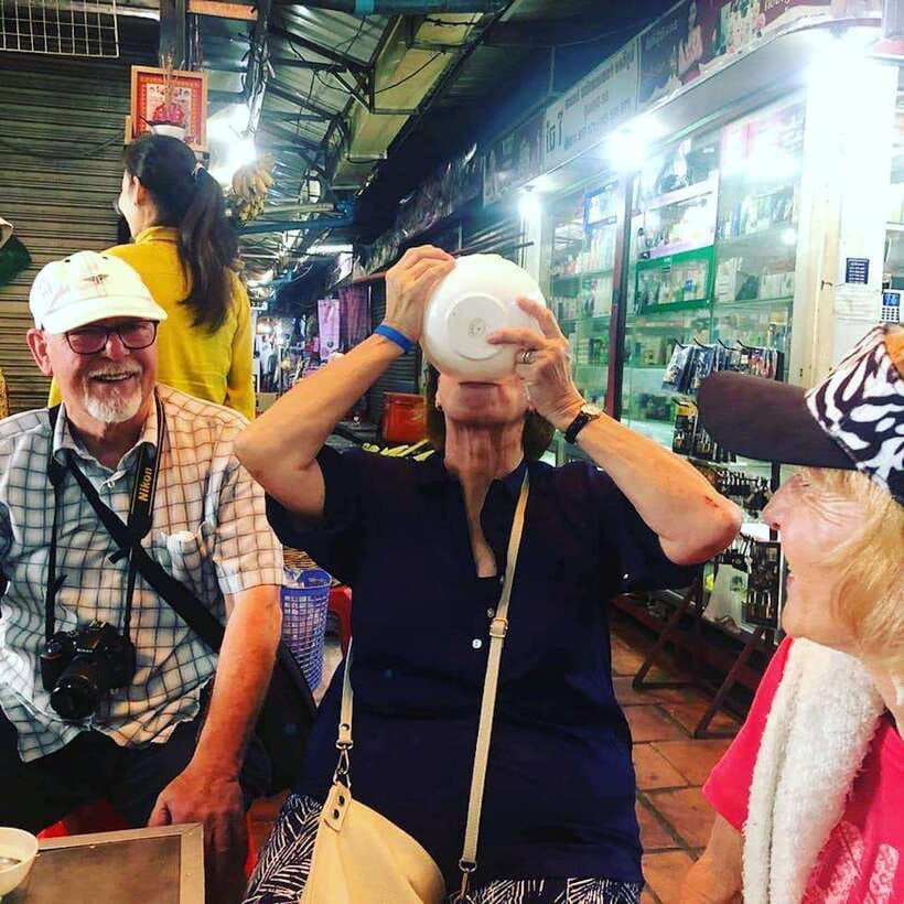 Phnom Penh's Ultimate Street Food Tour by Tuk Tuk - Royal Palace: begin with beer and street food