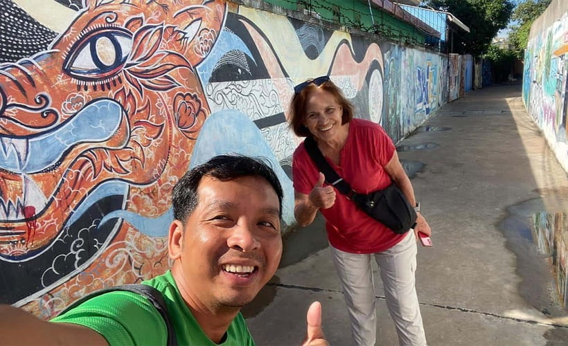 Phnom Penh: Street Art & Food Tour by Tuk-Tuk - Boeng Keng Kang Market, where breakfast sets the tone