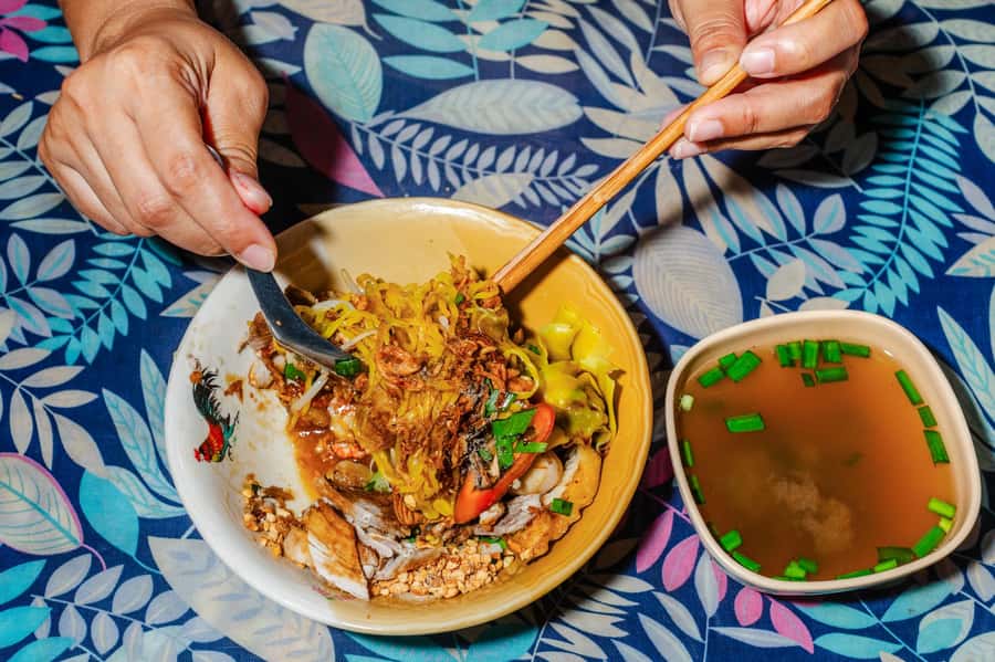 Phuket: Baba Tastes Food Tour with 15+ Tastings - Phuket Old Town is the real dining room