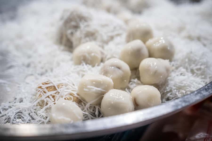Phuket: Southern Thai Flavors Food Tastings Tour - Why this five-hour evening works well