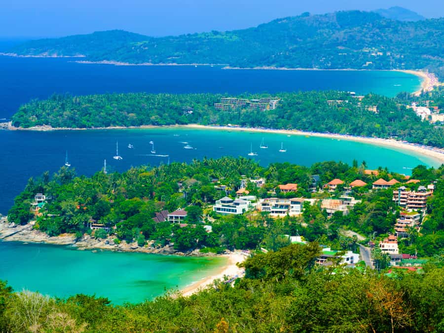 Phuket: Southern Thai Flavors Food Tastings Tour - Khanom chin and the pleasure of choosing your own flavors