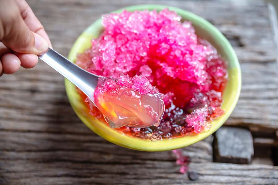 Phuket: Southern Thai Flavors Food Tastings Tour - Phuket Old Town and Oh Aew shaved ice