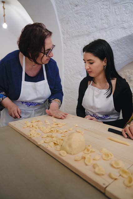 Polignano a Mare: Apulian Cooking Class with Food and Drinks - What happens during the 2 to 2.5 hours
