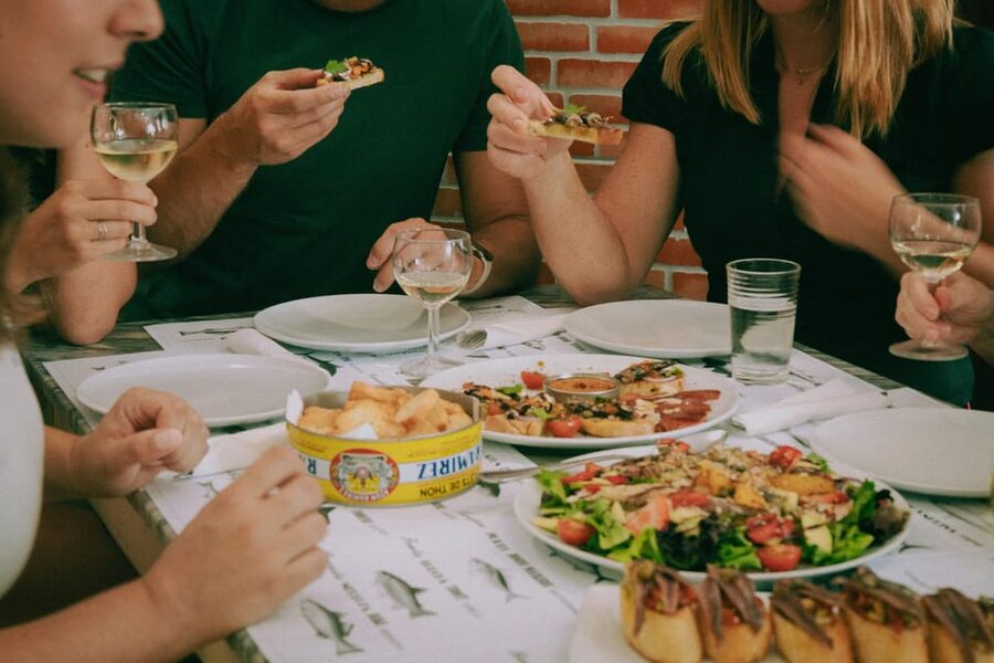 Portimão: Guided Local Food Tour - Start with the market, not a tourist menu