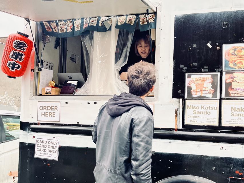 Portland: Food Walking Tour - David’s guiding style: history with a comic edge
