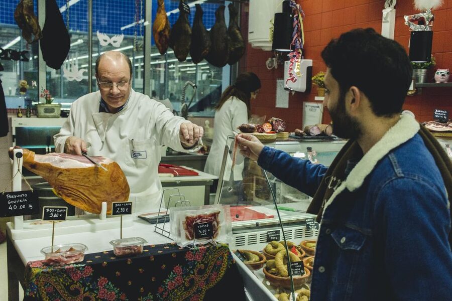 Porto: 3-Hour Food Tour - A Portuguese breakfast instead of a hotel buffet