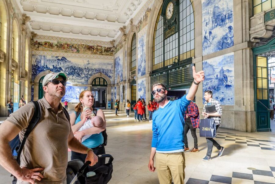 Porto: Delicious Food and Wine Walking Tour - Dietary limits and who should choose it